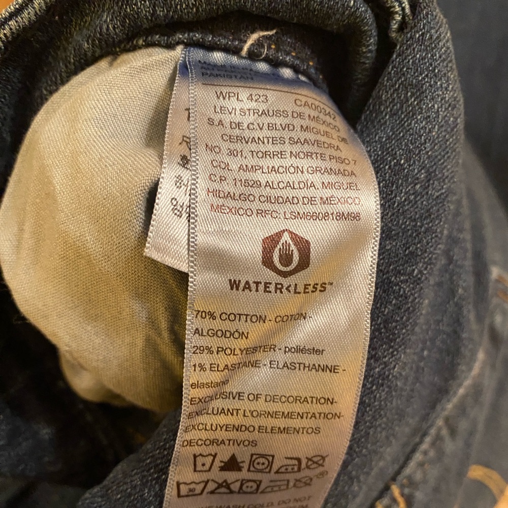 Signature by Levi Strauss Dark Blue, Mid-Rise Straight Leg Jeans, Sz 18 - Picture 7 of 7